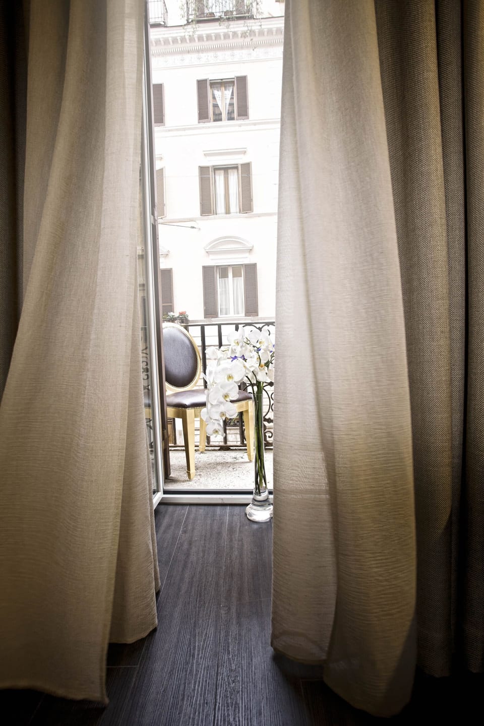 Corso, 12 - View on Via del Corso