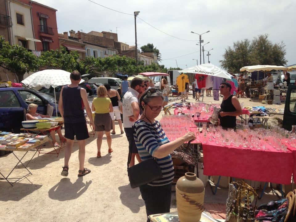 Antiques and brocante market along the waterfront