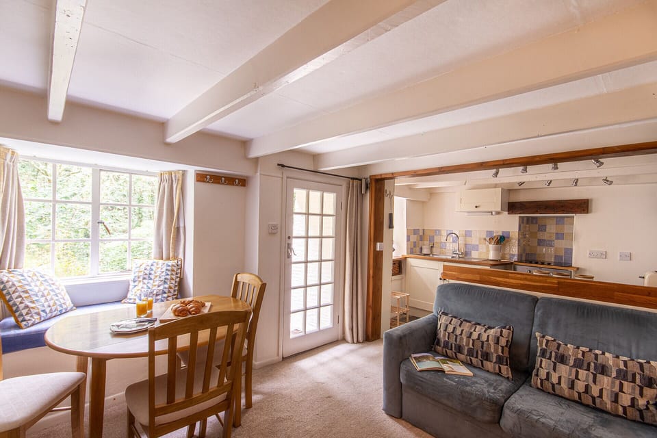 Open plan living at Cuckoo Tor 