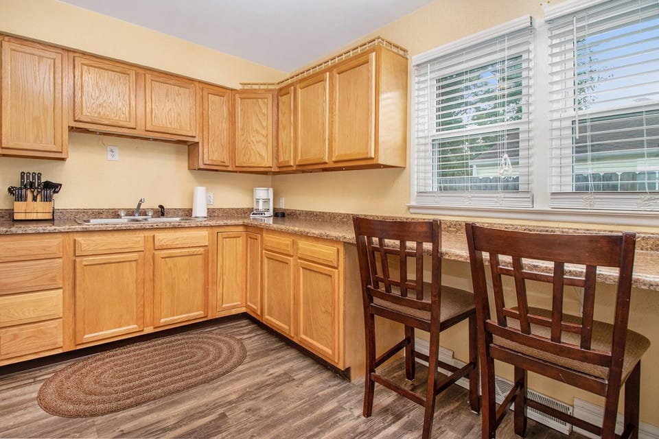 Kitchen (1)