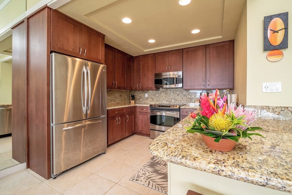 Cook like a pro with top-tier appliances and room to spare. This is where magic happens!