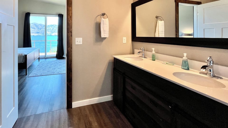 Master bathroom (upstairs) with walk-in shower and gorgeous views of beautiful Lake Chelan!