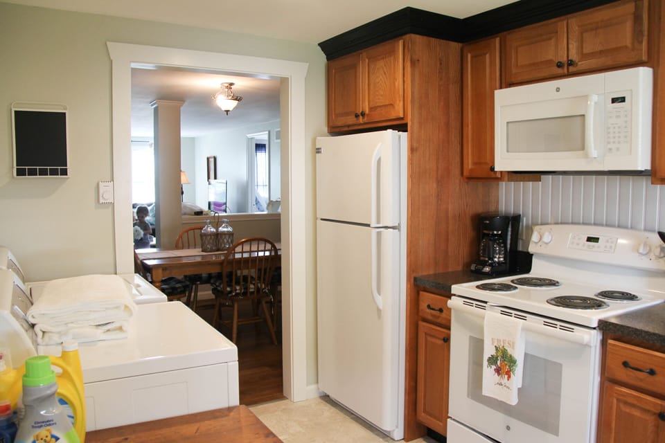 Kitchen with Laundry