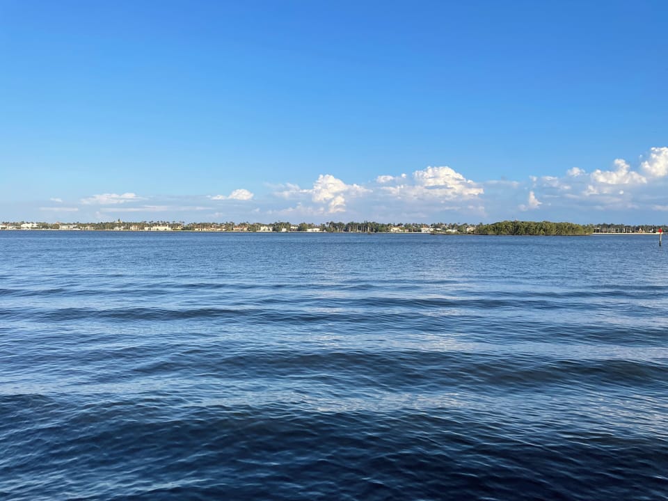 Walk 5 min. east from the house for views of Palm Beach over the Intracoastal. 