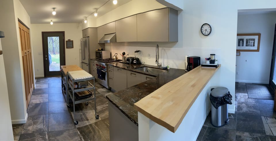 Kitchen and Counter