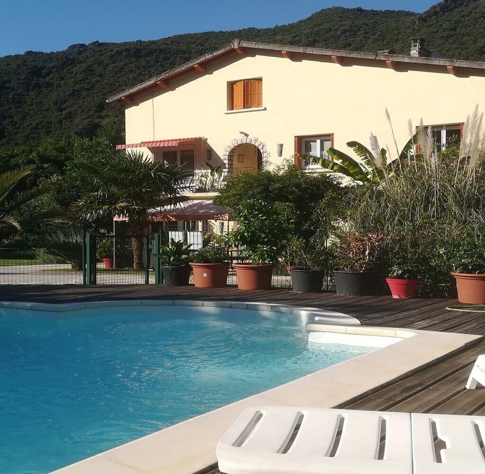 La Riviere Lune view from swimming pool
