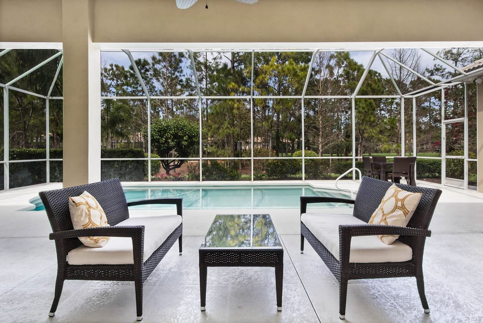 Lanai/Pool Area w/Ceiling Fans