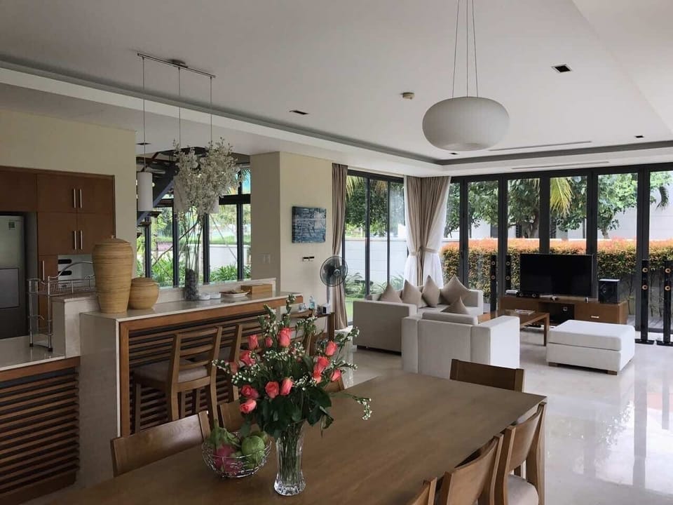 Luxury 3Bedrooms at The Ocean Villas