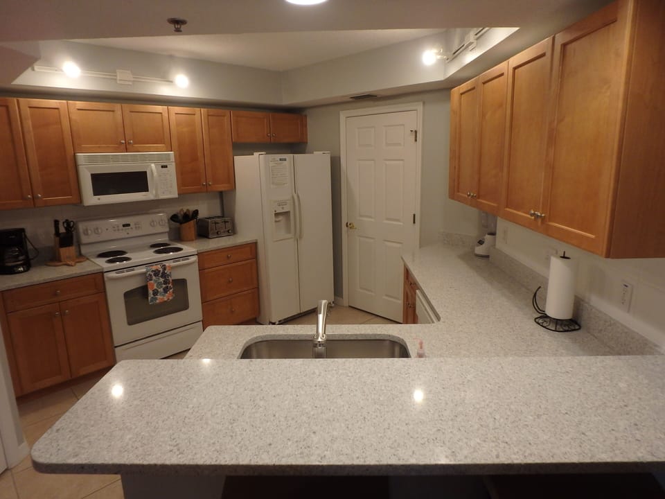 New quartz countertops