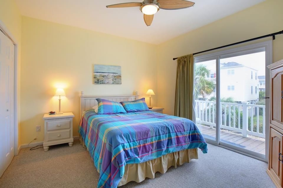 Lower Level Backside Queen Bedroom