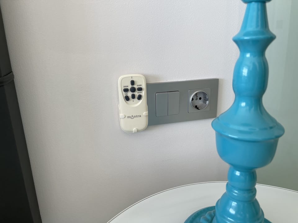 Modern electricity and seperate AC control in each room