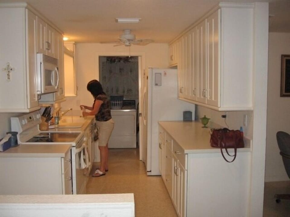 kitchen - laundry room in background