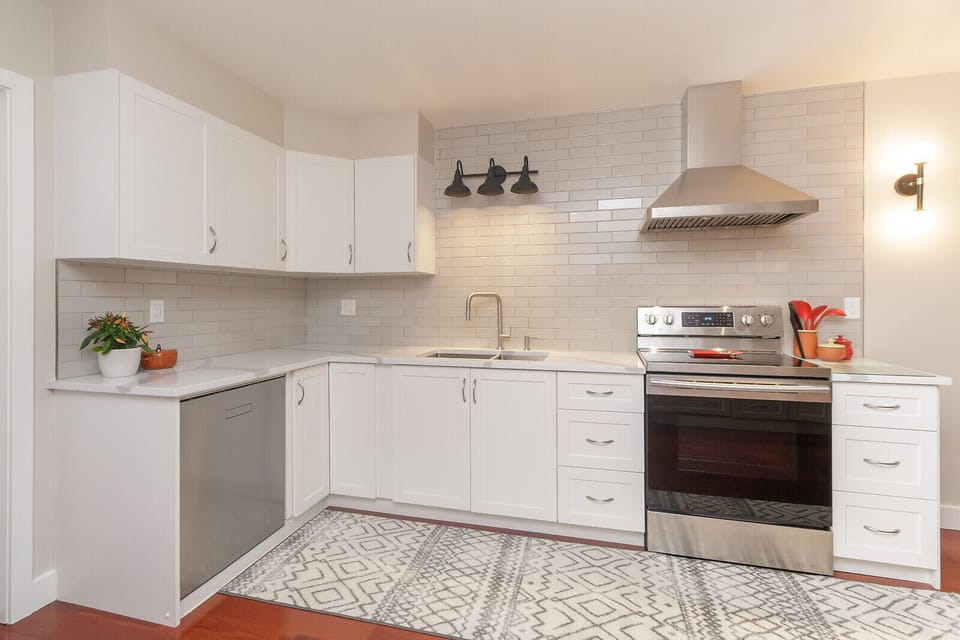  Modern Kitchen - utensils, appliances, everything is top of the line