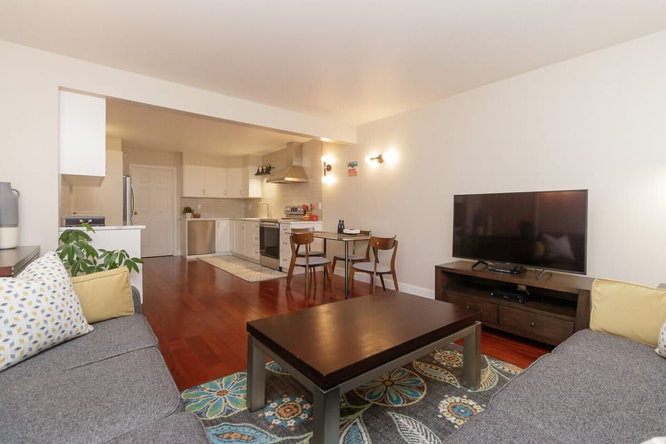 Open, Spacious, Bright, Modern