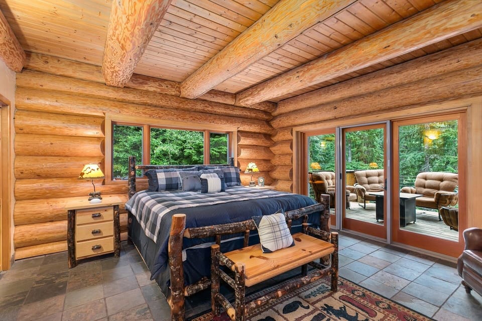 Downstairs master suite with breathtaking views and private bath. 