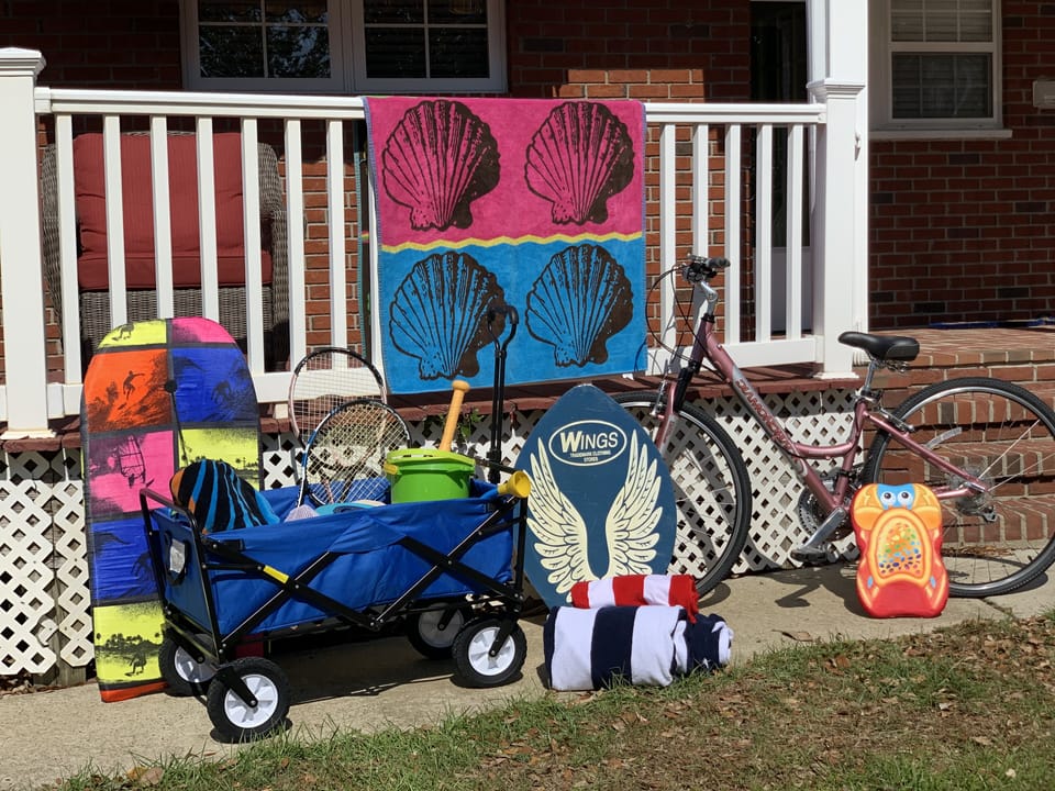 4 bikes, outdoor games, beach supplies, beach towels, and toys for our guest