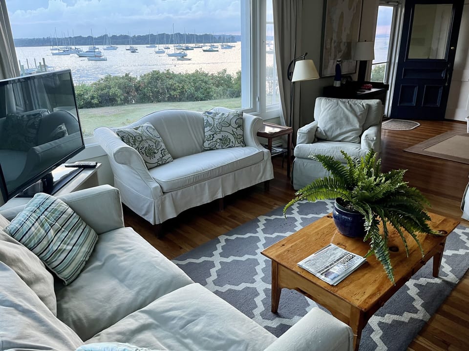 Living room with a gorgeous view!