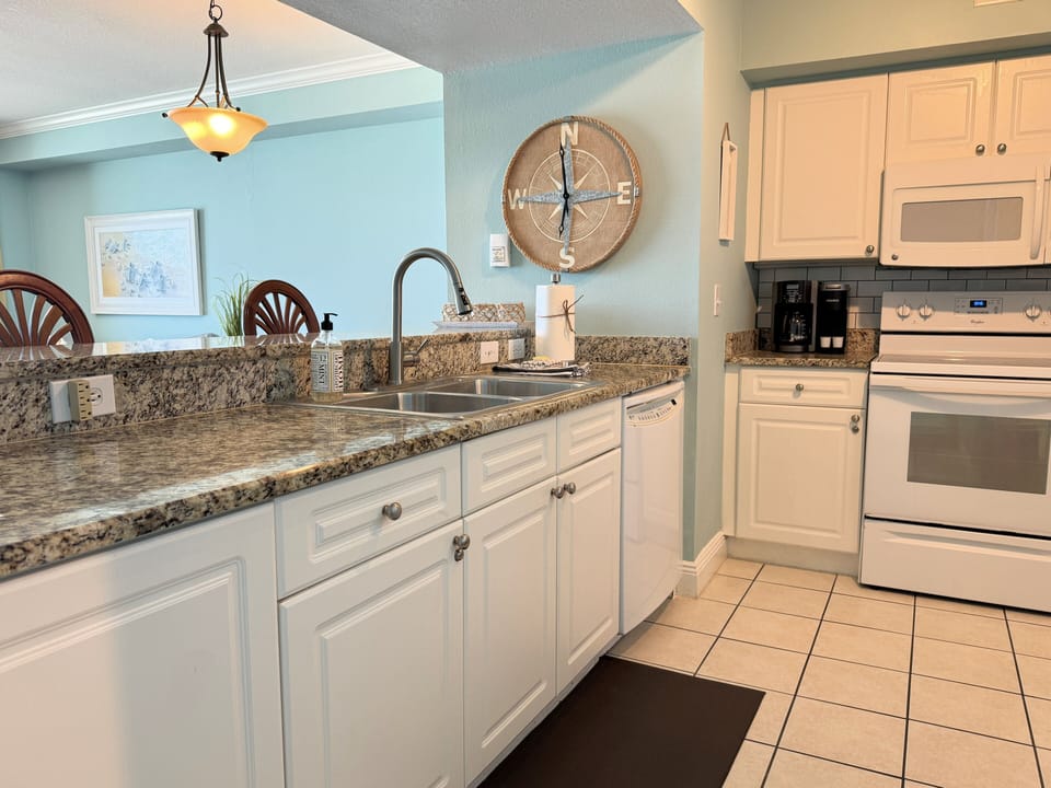 Full Kitchen