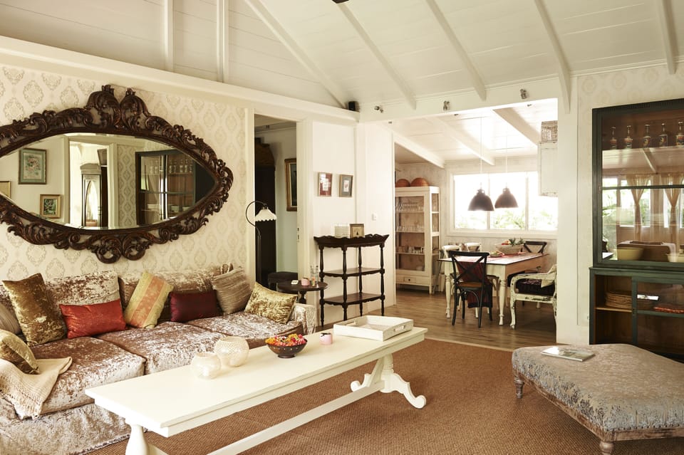 White House (3 Br/Beach/Pool)