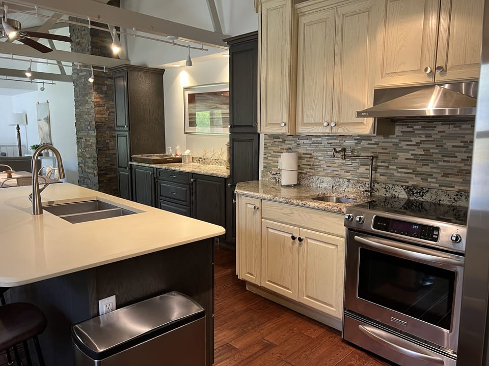 Enjoy the dual sinks for all of your cooking needs.  