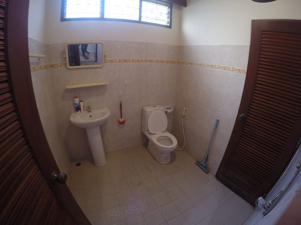 Baan Anuntanaruk Garden View 1 Bedroom F