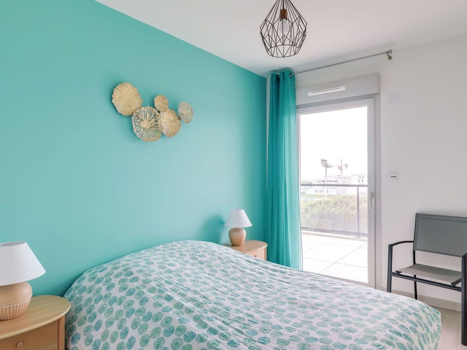 Bedroom, Room, Furniture, Blue, Bed, Property, Turquoise, Wall, Green, Interior Design