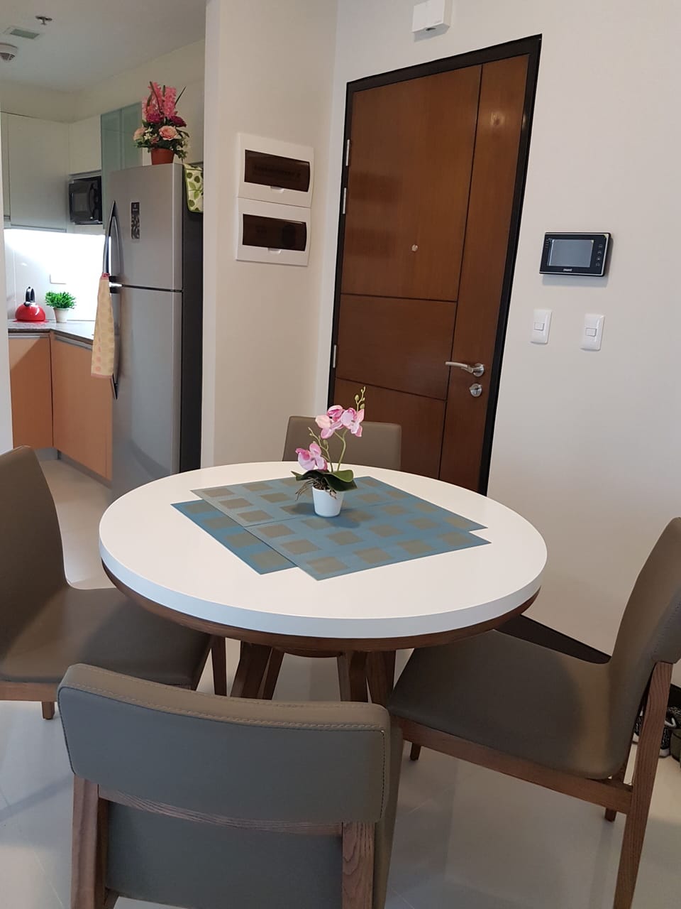 1-BR Megaworld Condo in Mactan Newtown