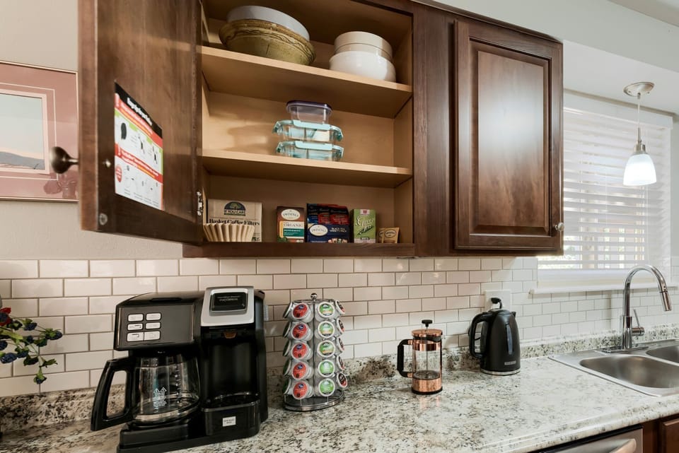 Coffee and Tea Bar