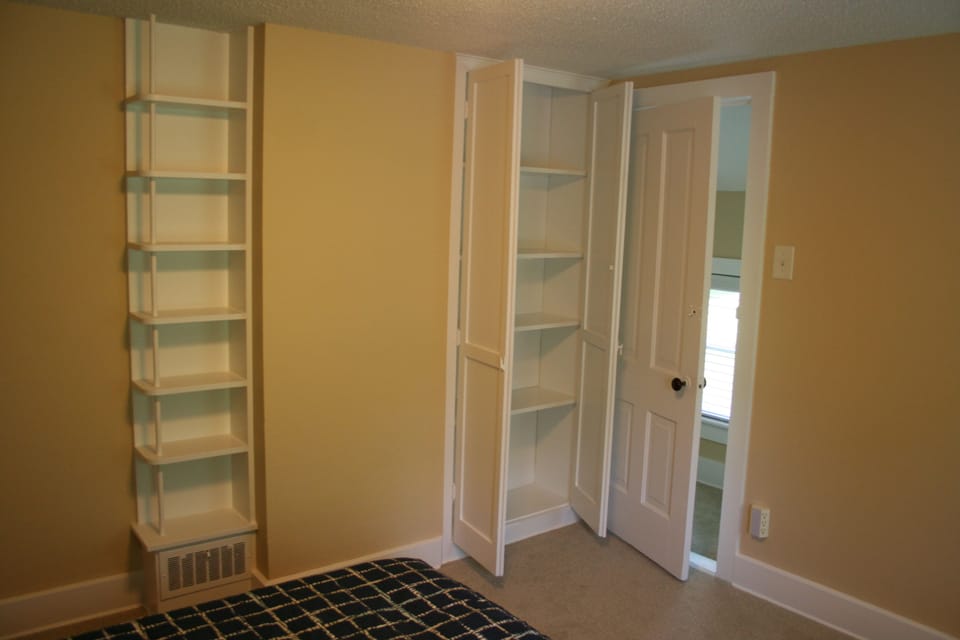 Full Bedroom