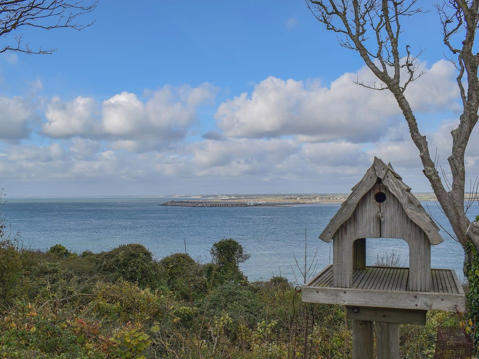 Far reaching views towards Hurst Castle and Hurst Point Lighthouse | Solent Point - Solent View & Brambles Cottage, Freshwater