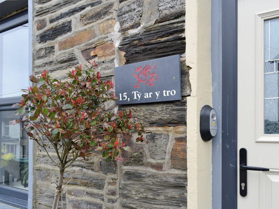 Exterior | Tŷ ar y Tro, Ffestiniog, near Blaenau Ffestiniog