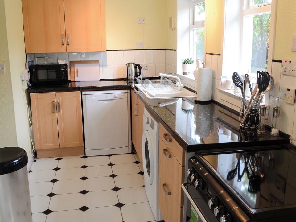 Kitchen | Fisher&rsquo;s Cottage, Balintore, near Tain