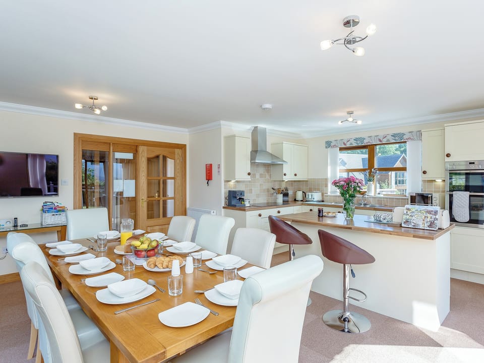 Dining area | The Lookout, Aviemore
