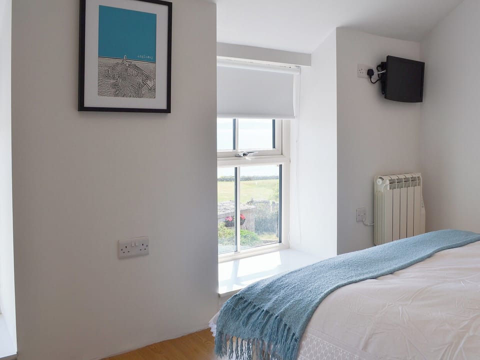 Cosy and comfortable double bedroom | Bryn Awel, Moelfre, near Benllech