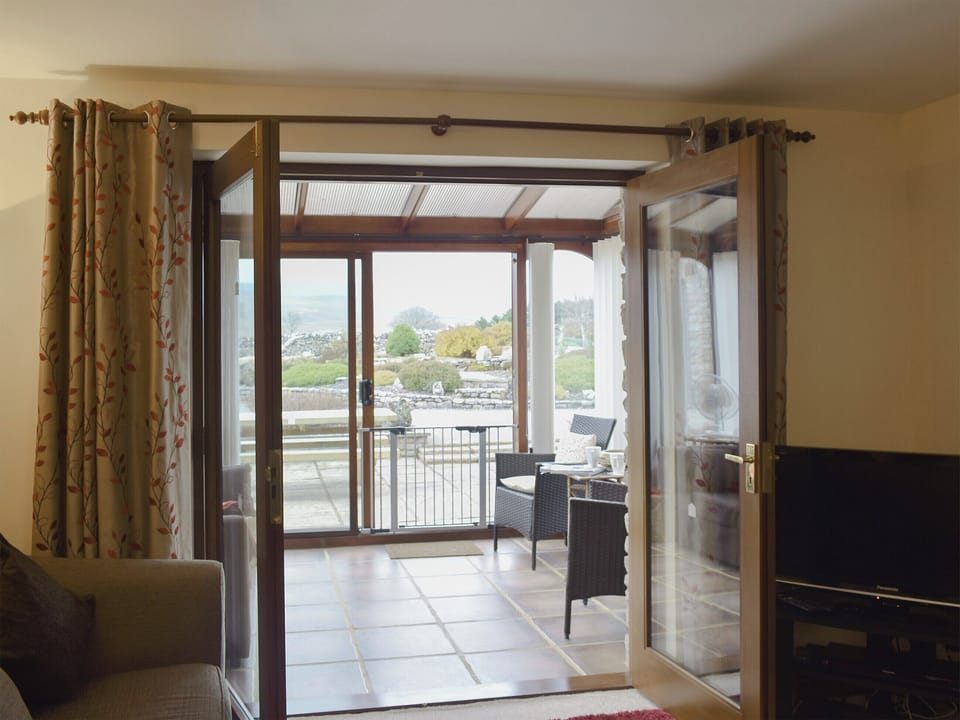 Light and airy conservatory | Bluebell Barn, Newbiggin on Lune, near Kirkby Stephen