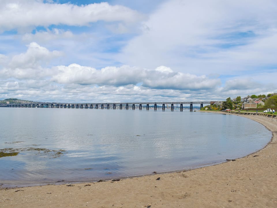 Tay Bridge to Dundee