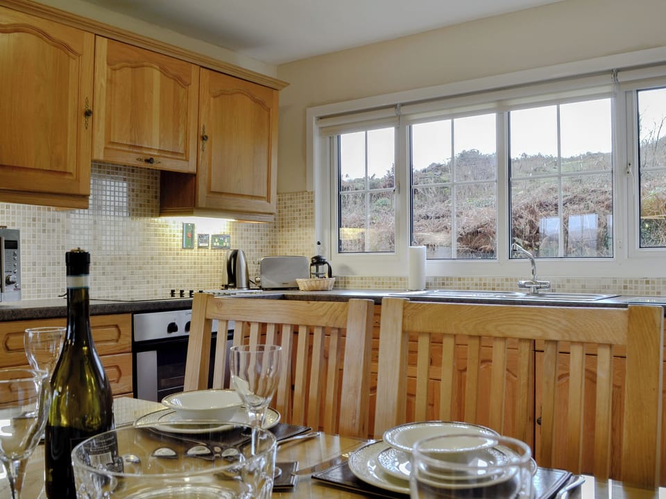 Well presented kitchen/ dining area | Woodland View 1 - Plas Talgarth, Pennal, near Machynlleth