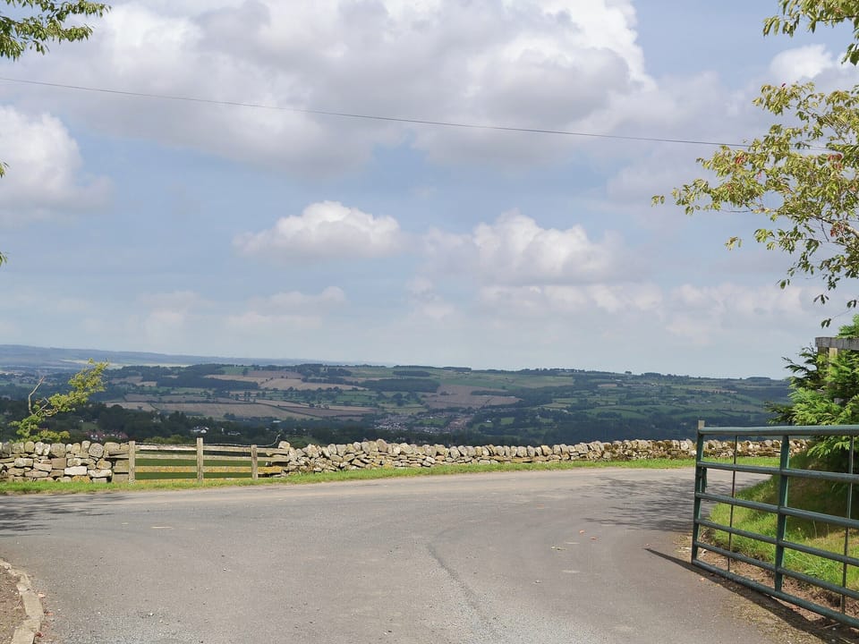 Large driveway shared with the race goers | The Racecourse Lodge, Hexham