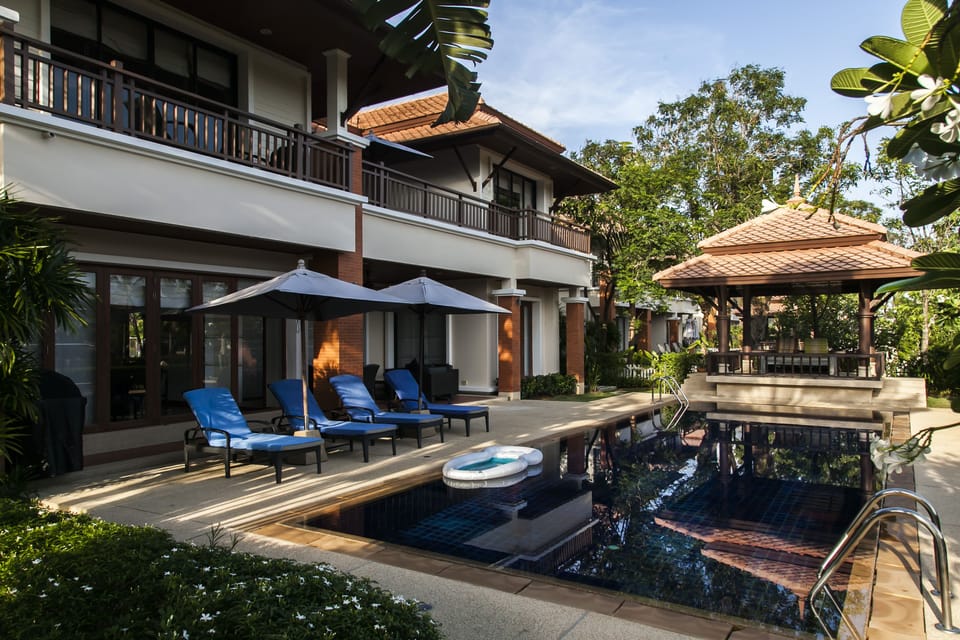 PhukeLaguna 4 bedrooms thai  pool villa 
