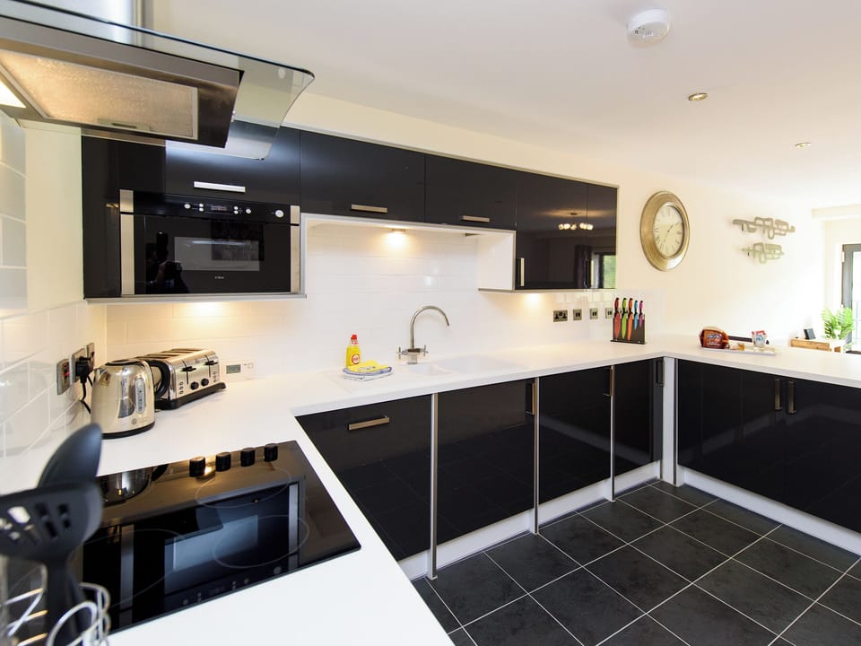 Fully appointed fitted kitchen | North Bay Sands Apartment 3 - North Bay Sands Apartments, Scarborough