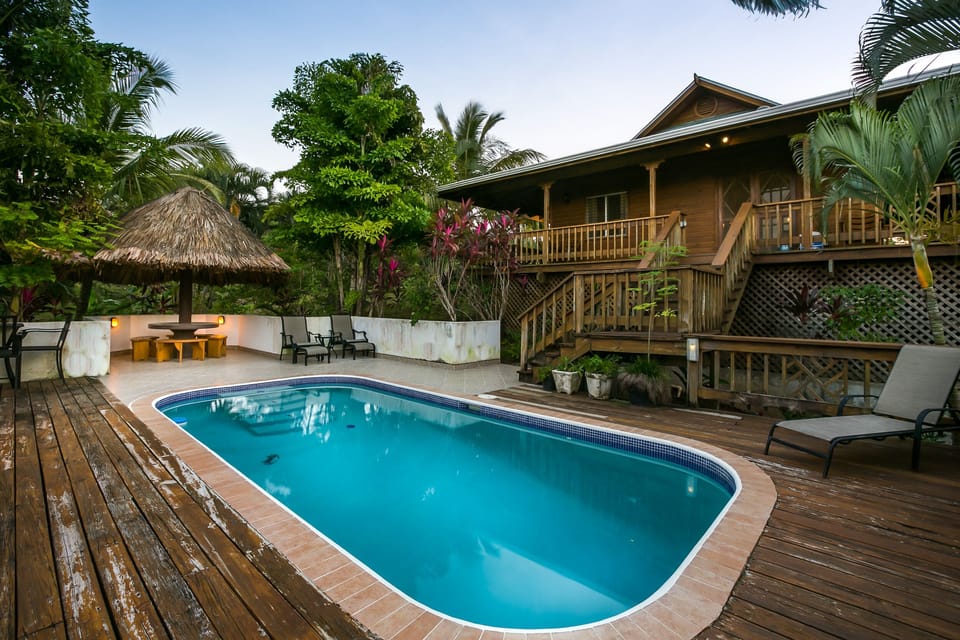Pool area with Palapa Table
