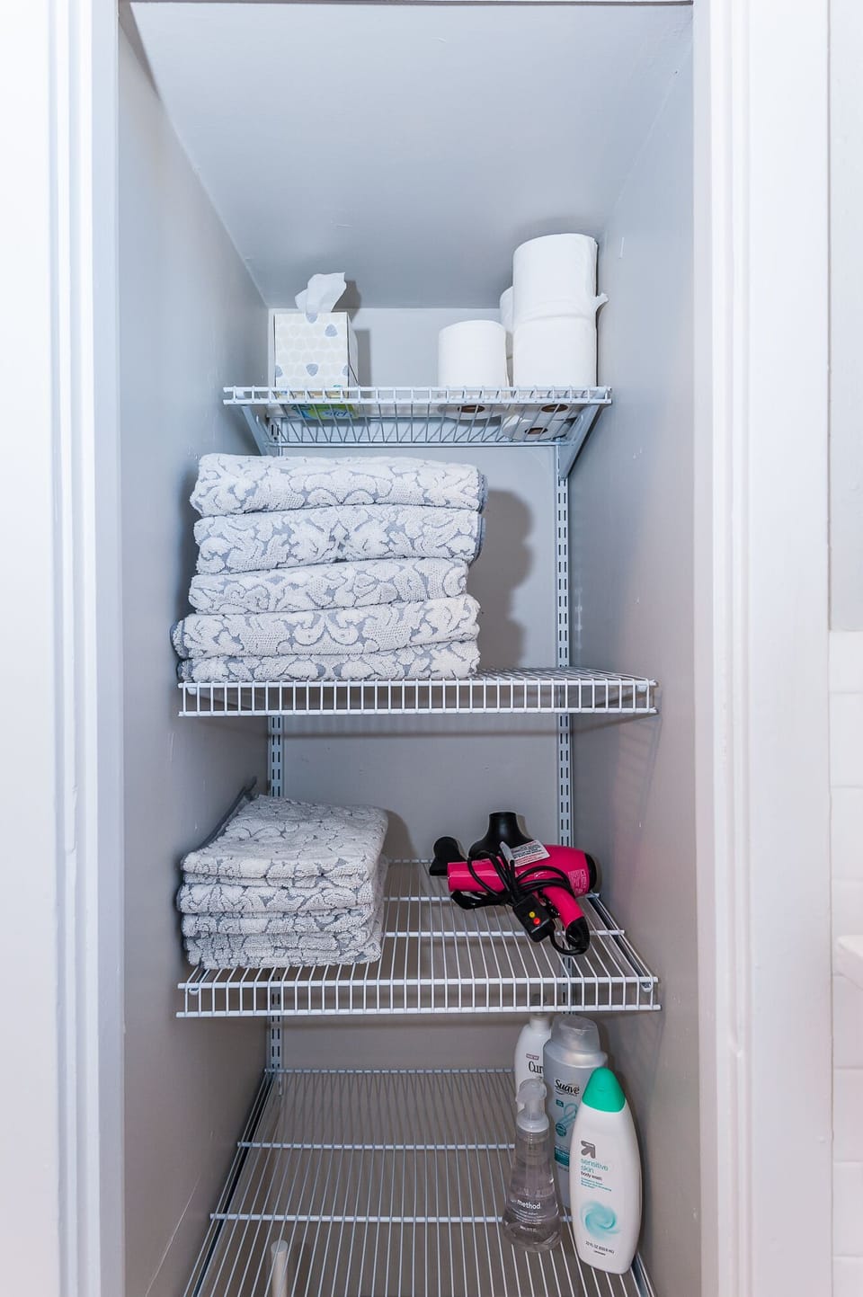 All linens, bedding, towels and cleaning supplies included. 