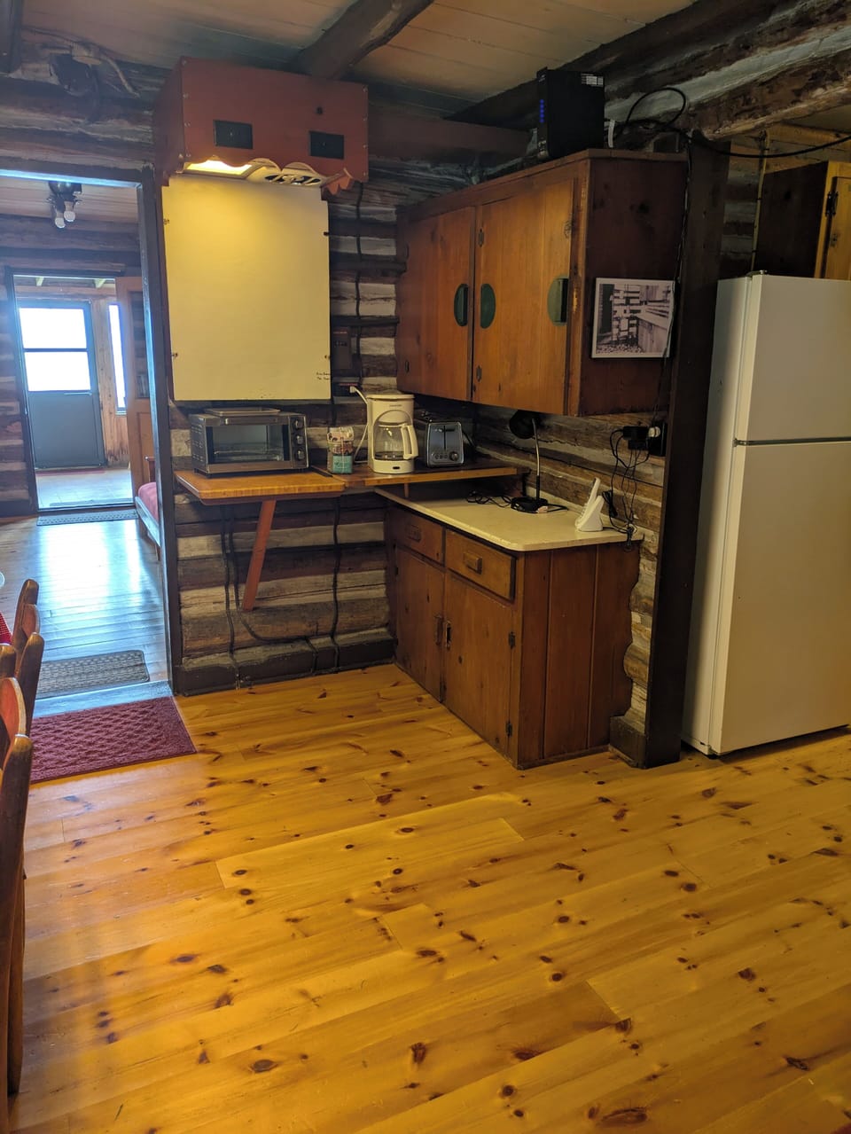 Coffee corner next to the kitchen. 