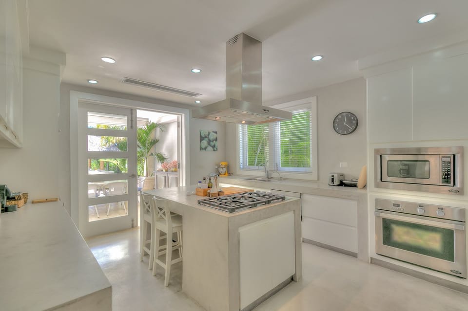 Yellow Bear - Beautiful Villa with Golf views (253)