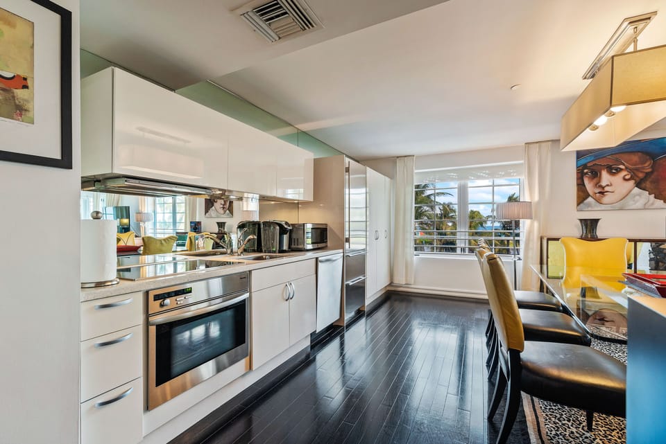 Complete kitchen with Miele appliances, Keurig w/coffee, microwave, etc.