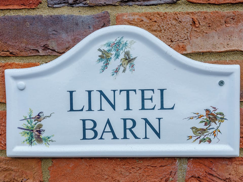 Exterior | Lintel Barn - Thorpland Manor Barns, Runcton Holme