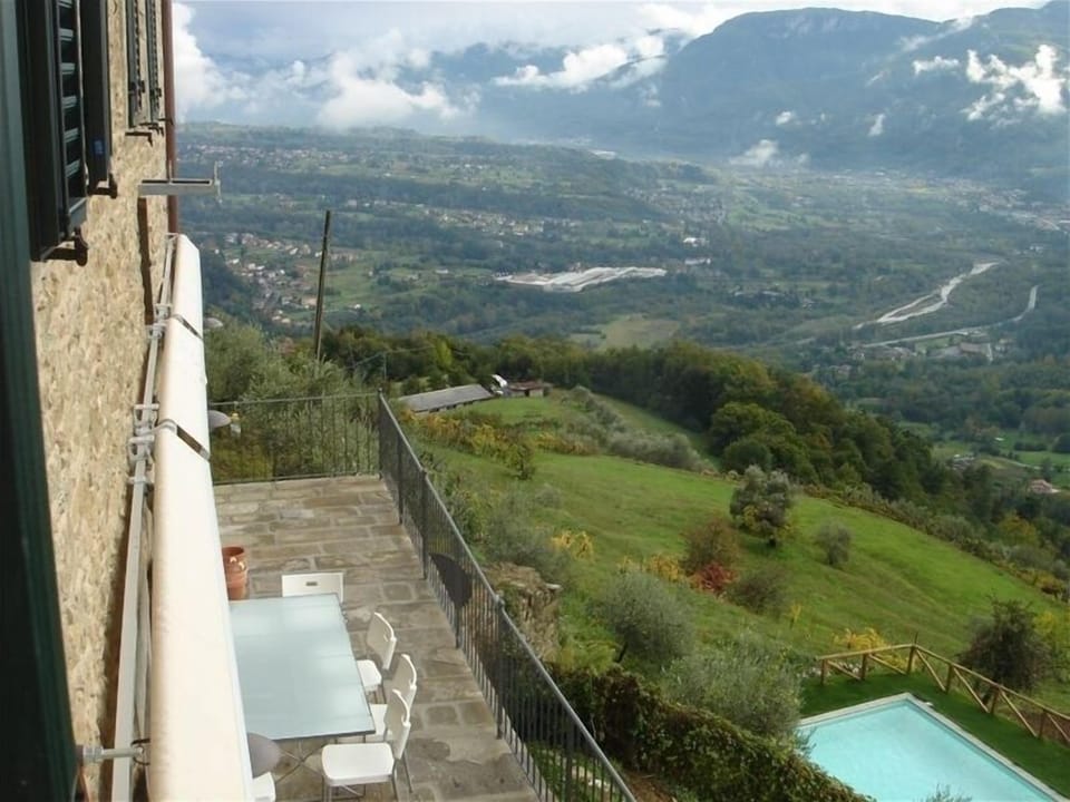 Dine al fresco on the veranda while taking in the stunning town views.