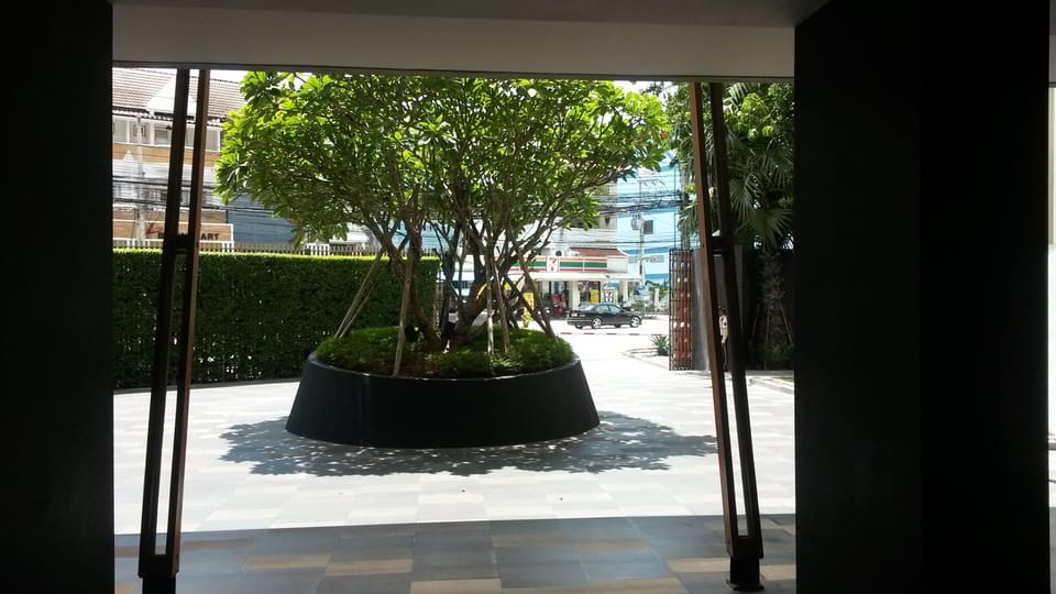 #279 Kao-Ta-Kiab Condo 1BR/Garden View