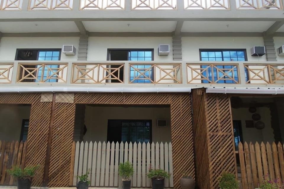 Room with Balcony & Sea View