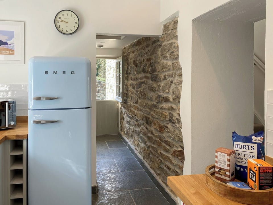 Beautifully presented kitchen | Barn Cottage, St Mawgan
